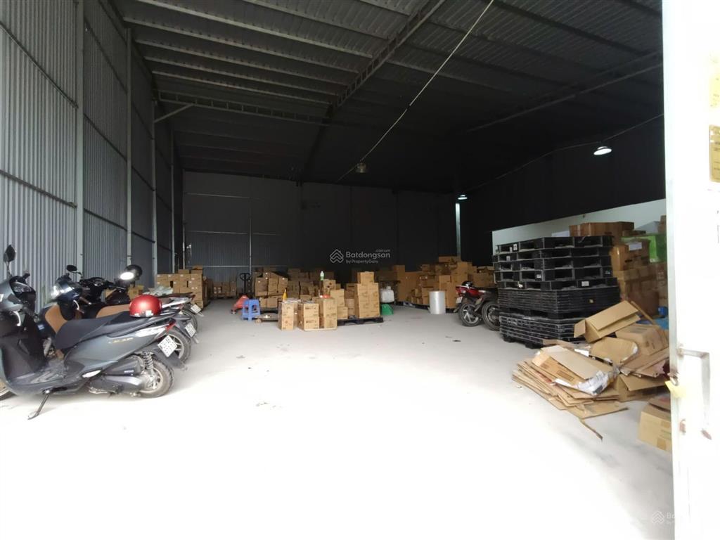 Cho thuê kho thuỵ phương  bắc từ liêm. dt 500m2, kho cao ráo, điện 3fa, xe cont đỗ cửa. giá 75k/m2