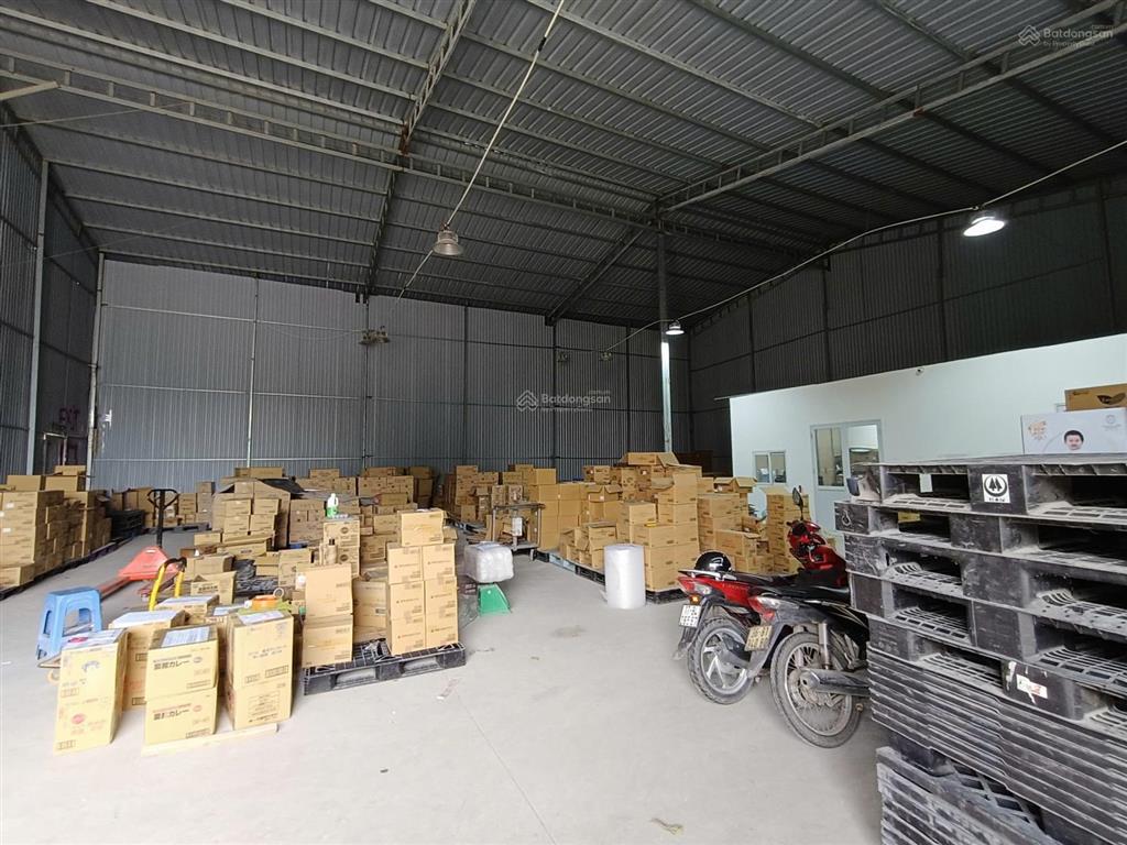Cho thuê kho thuỵ phương  bắc từ liêm. dt 500m2, kho cao ráo, điện 3fa, xe cont đỗ cửa. giá 75k/m2