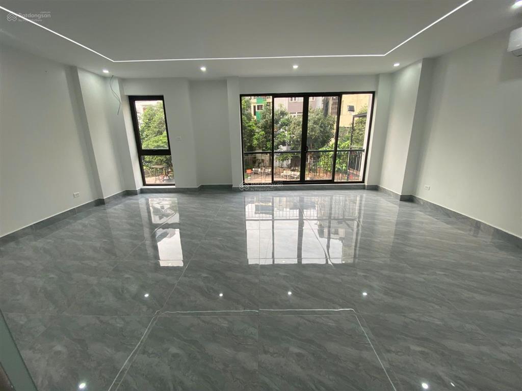 Cho thuê nhà liền kề vov lương thế vinh. dt 90m, 5 tầng, mt 5m. có đh. giá 30 triệu/tháng