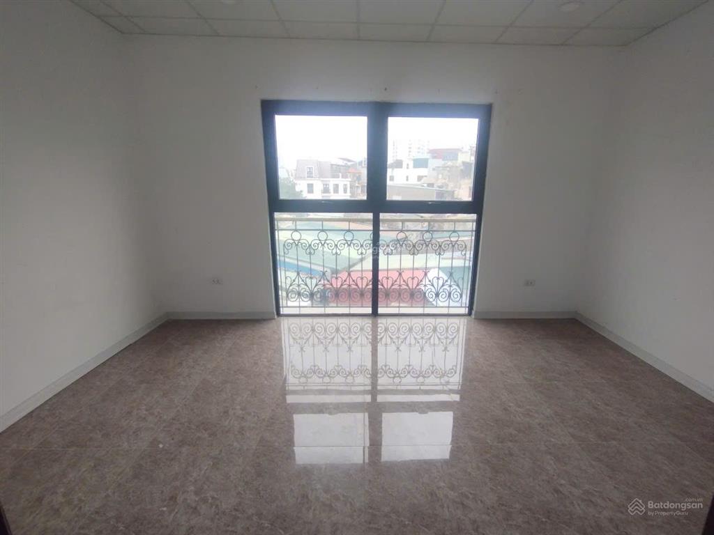 Cho thuê nhà kđt đại kim (đối diện the marno) dt 75m, 5 tầng, thang máy. giá 35 triệu/tháng