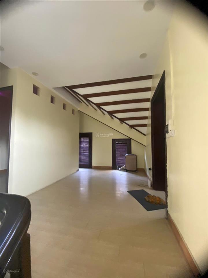 Cho thuê nhà biệt thự mễ trì hạ. dt 170m2, 4 tầng, mt 9m, có pccc. giá 45 triệu