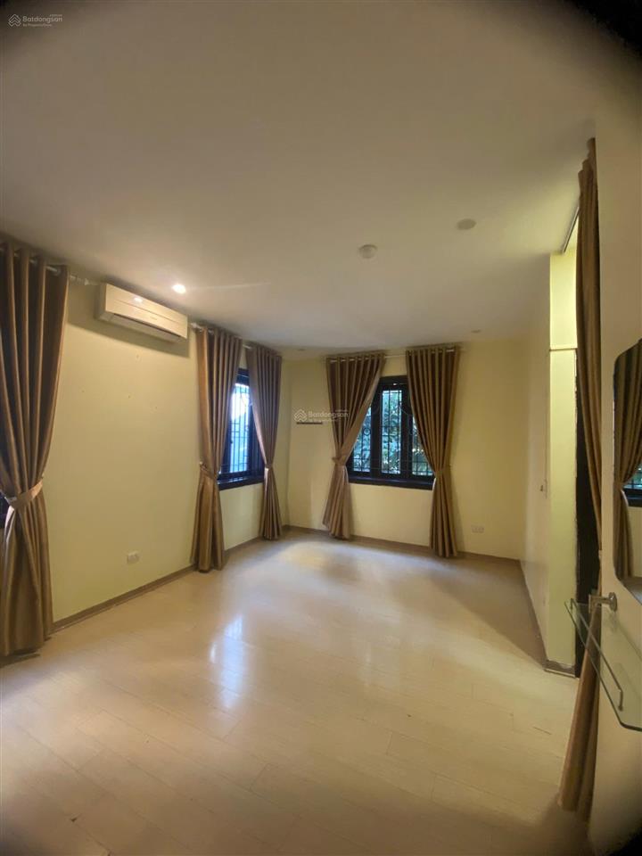 Cho thuê nhà biệt thự mễ trì hạ. dt 170m2, 4 tầng, mt 9m, có pccc. giá 45 triệu