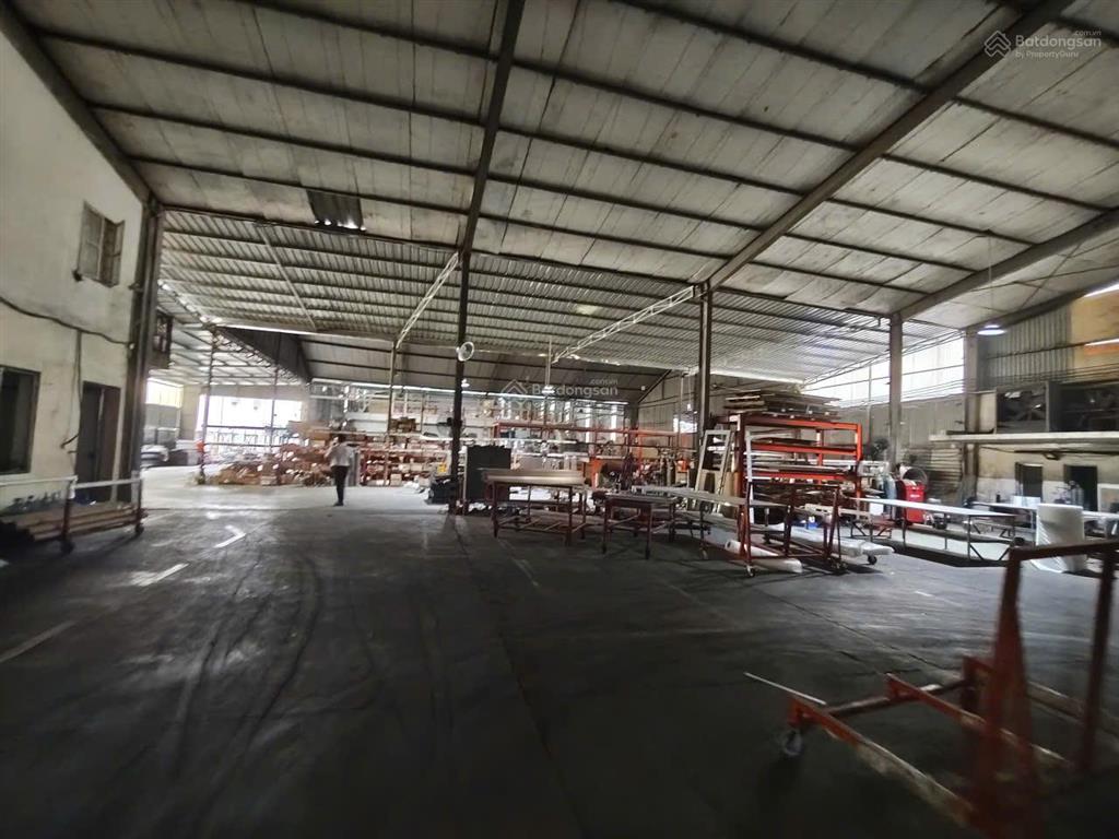 Cho thuê kho xưởng an khánh (mặt đại lộ thăng long) dt 2.100m2, xuất vat, có pccc, giá 80 nghìn/m2