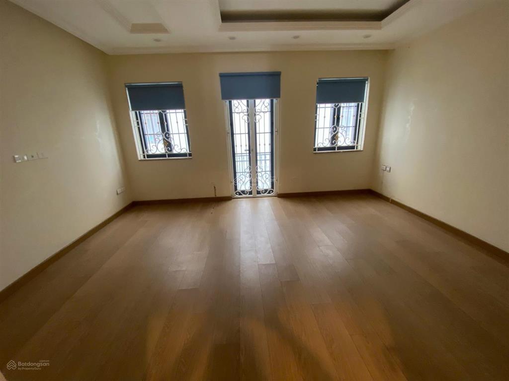 Cho thuê nhà làng việt kiều châu âu, dt 75m2, 4 tầng, đủ điều hoà. giá 22 triệu/tháng