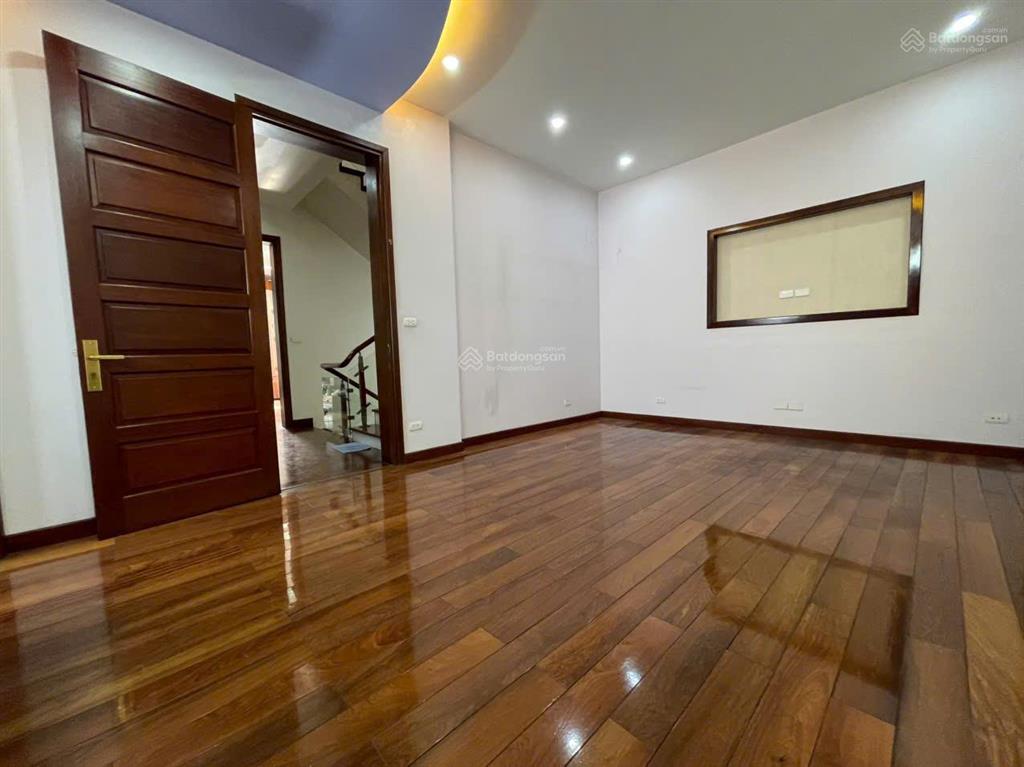 Cho thuê nhà biệt thự liền kề mỹ đình, dt 80m2, 4 tầng, mt 8m, giá 32 triệu/tháng