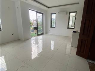 Cho thuê nhà biệt thự mỹ đình, dt 200m2, xây dựng 100m, 4 tầng, mt 8m. giá 40 triệu/tháng
