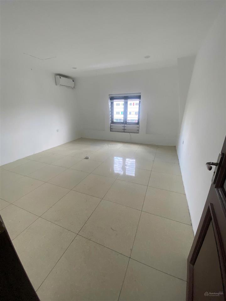 Cho thuê nhà biệt thự mỹ đình, dt 200m2, xây dựng 100m, 4 tầng, mt 8m. giá 40 triệu/tháng