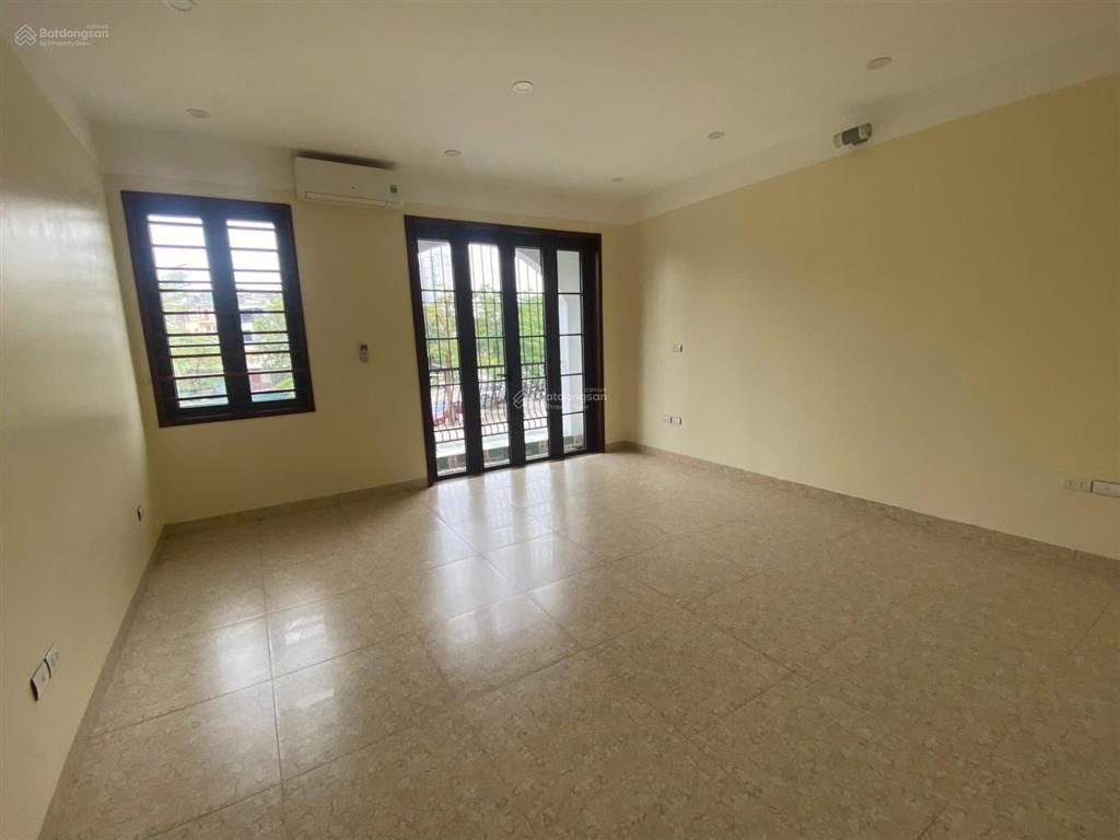 Cho thuê nhà liền kề đại kim, đường nguyễn xiển. dt 75m², 5 tầng, thang máy. giá 30 triệu