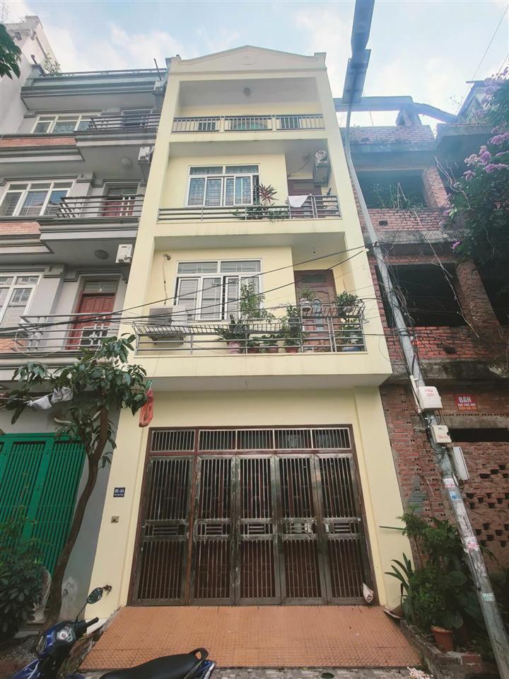 Cho thuê nhà simco vạn phúc, dt 75m2, 5 tầng, có đh, giá 18 triệu/tháng
