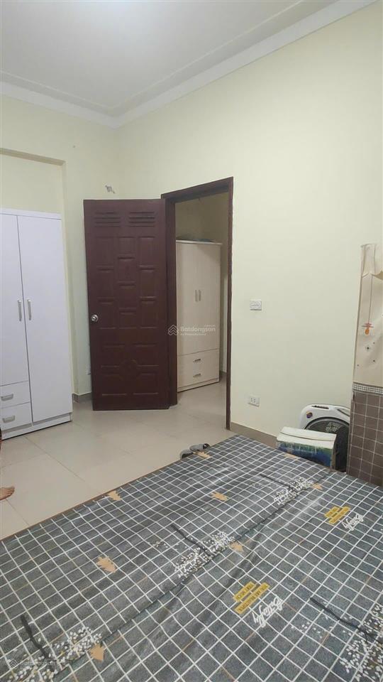 Cho thuê nhà simco vạn phúc, dt 75m2, 5 tầng, có đh, giá 18 triệu/tháng