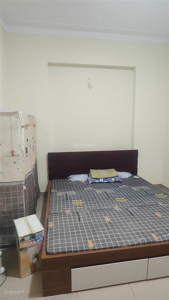 Cho thuê nhà simco vạn phúc, dt 75m2, 5 tầng, có đh, giá 18 triệu/tháng