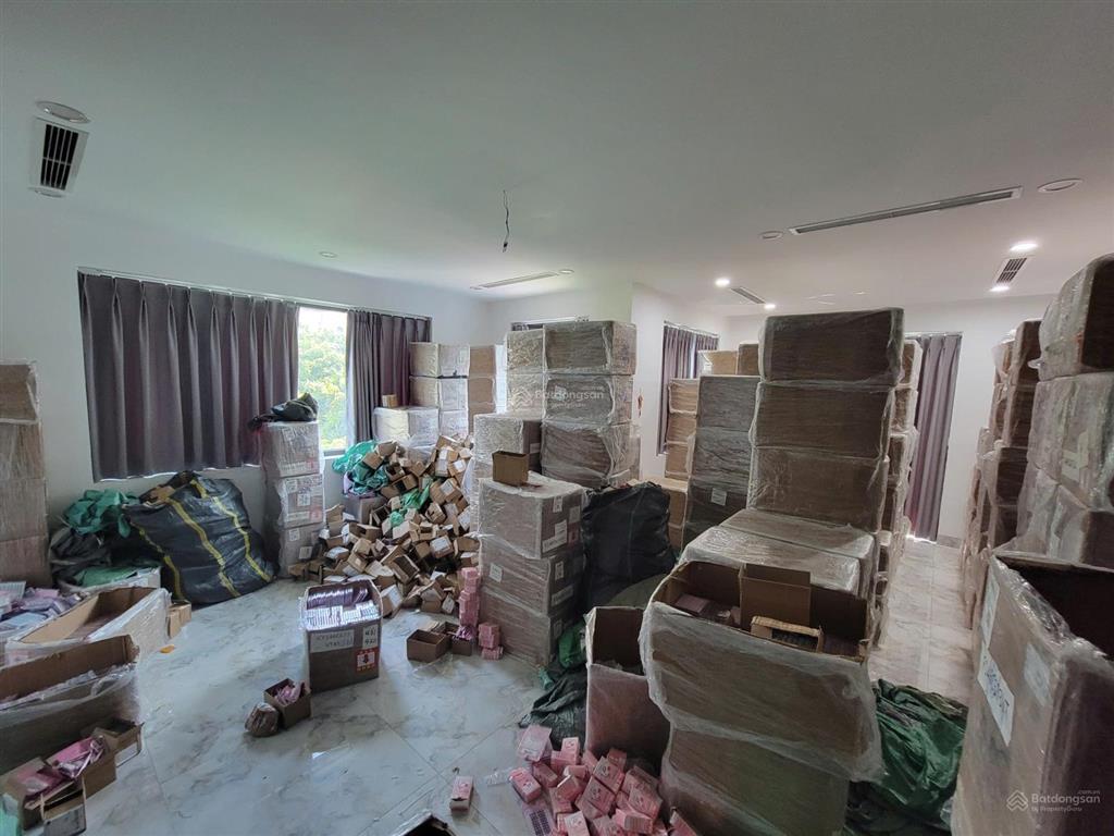 Cho thuê nhà nguyễn xiển, thanh xuân, dt 140m, xd 110m2, 6,5 tầng, thang máy. giá 65 triệu/tháng