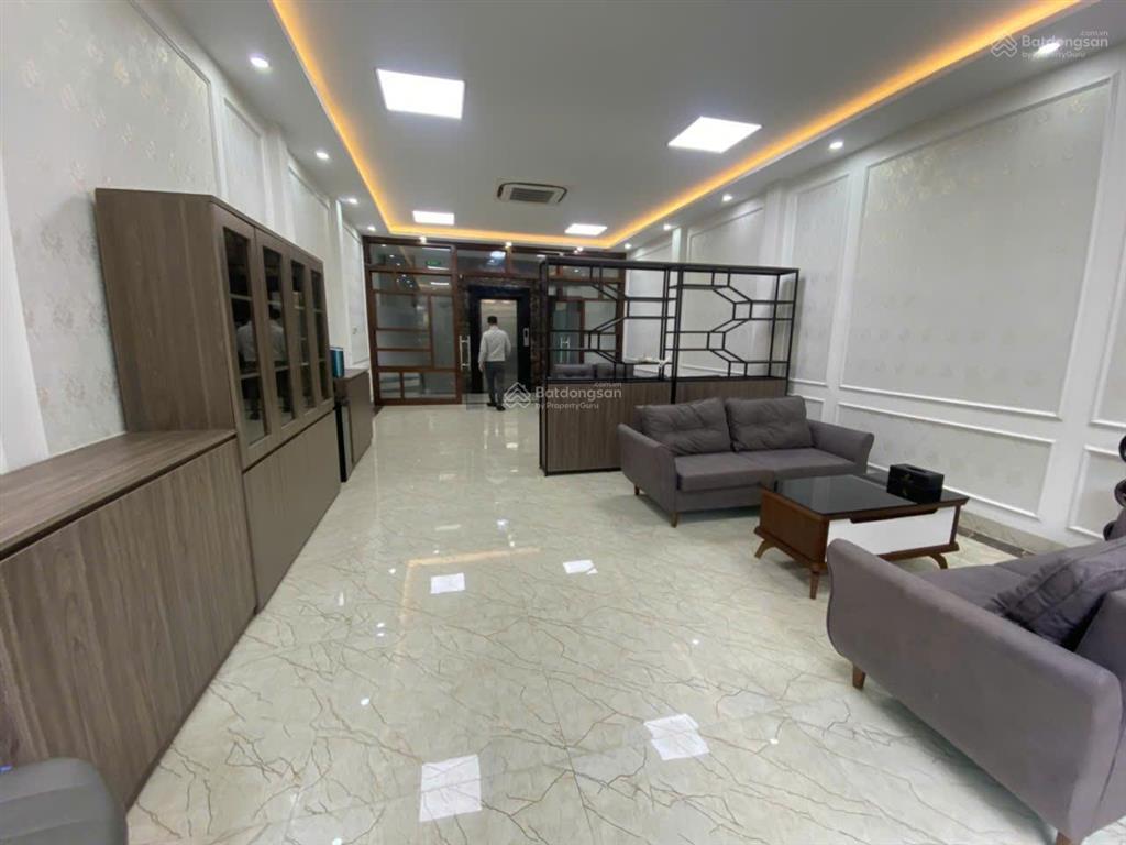 Cho thuê nhà phân lô trung yên, trung hoà. dt 90m2, 7 tầng, thông sàn, thang máy. 80 triệu