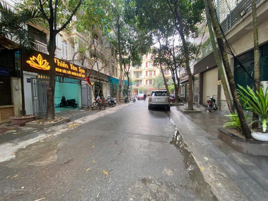Cho thuê nhà phân lô trung yên, trung hoà. dt 90m2, 7 tầng, thông sàn, thang máy. 80 triệu