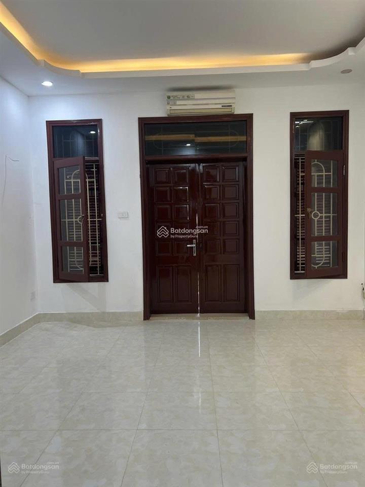 Cho thuê nhà khu đô thị mỹ đình, dt 60m2, 5 tầng, ô tô đỗ cửa. giá 23 triệu/tháng