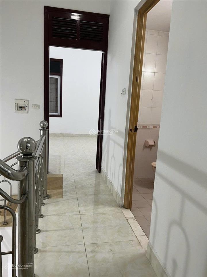 Cho thuê nhà khu đô thị mỹ đình, dt 60m2, 5 tầng, ô tô đỗ cửa. giá 23 triệu/tháng