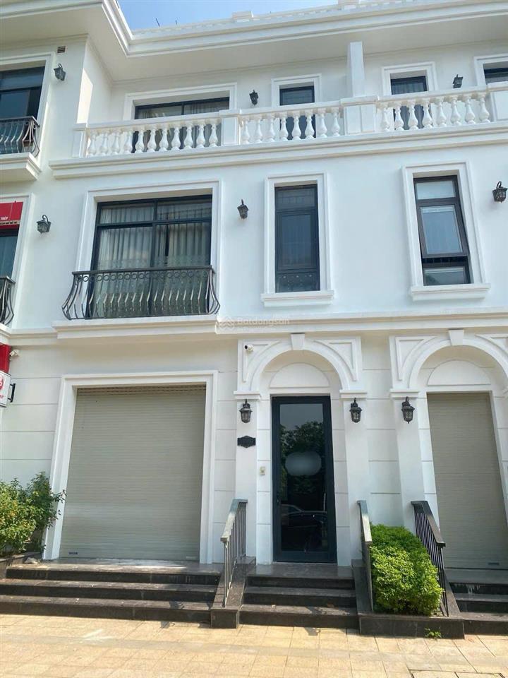 Cho thuê nhà liền kề vinhomes green bay mễ trì, dt 96m, 4,5 tầng, giá 65 triệu/tháng