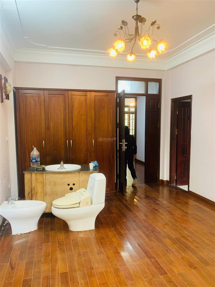 Cho thuê nhà phân lô mỹ đình, dt 75m, 4,5 tầng, ô tô đỗ cửa. giá 20 triệu/tháng