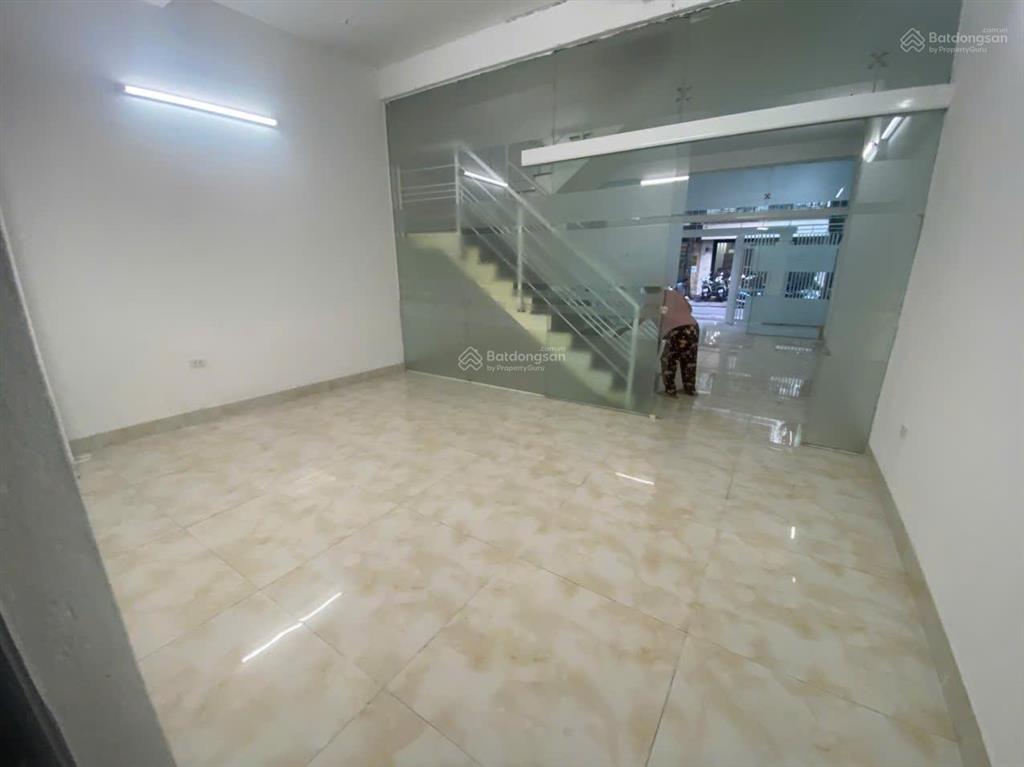 Cho thuê nhà liền kề xuân phương, nam từ liêm. dt 75m2, 4 tầng. giá 18 triệu/tháng
