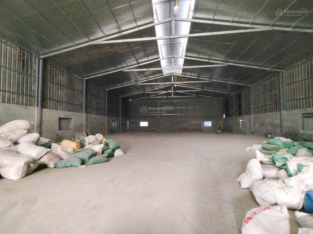 Cho thuê kho xưởng phú diễn, bắc từ liêm. dt 900m2, có pccc, xuất vat. giá 105k/m2