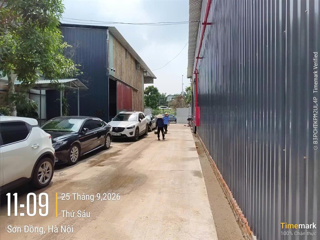 Cho thuê kho xưởng mặt đại lộ thăng long. dt 900m2, có pccc vách tường. giá 100 nghìn/m2