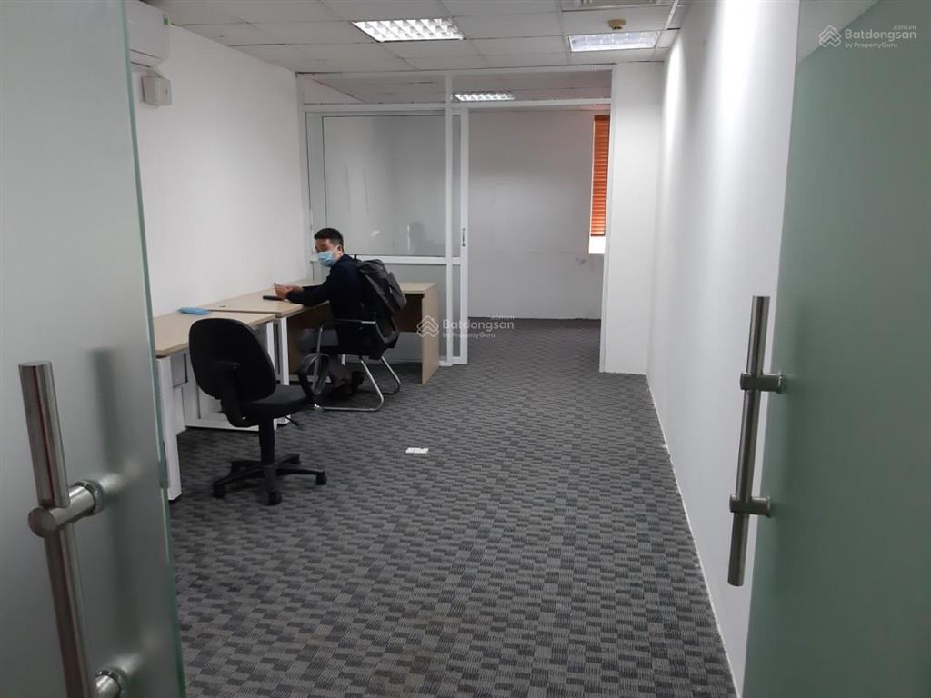 Chính chủ cho thuê văn phòng vimeco phạm hùng  full nội thất  30m2