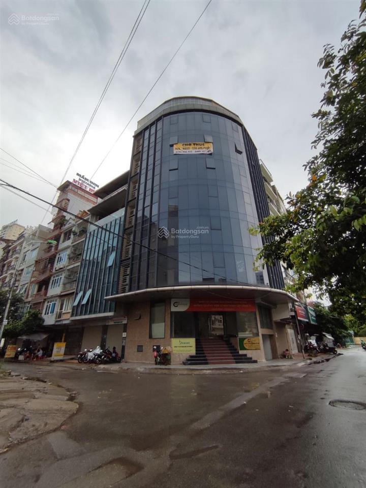 Cho thuê văn phòng hoàng cầu, dt 110m thông sàn, giá chỉ 19tr lô góc, sáng thoáng, trung tâm