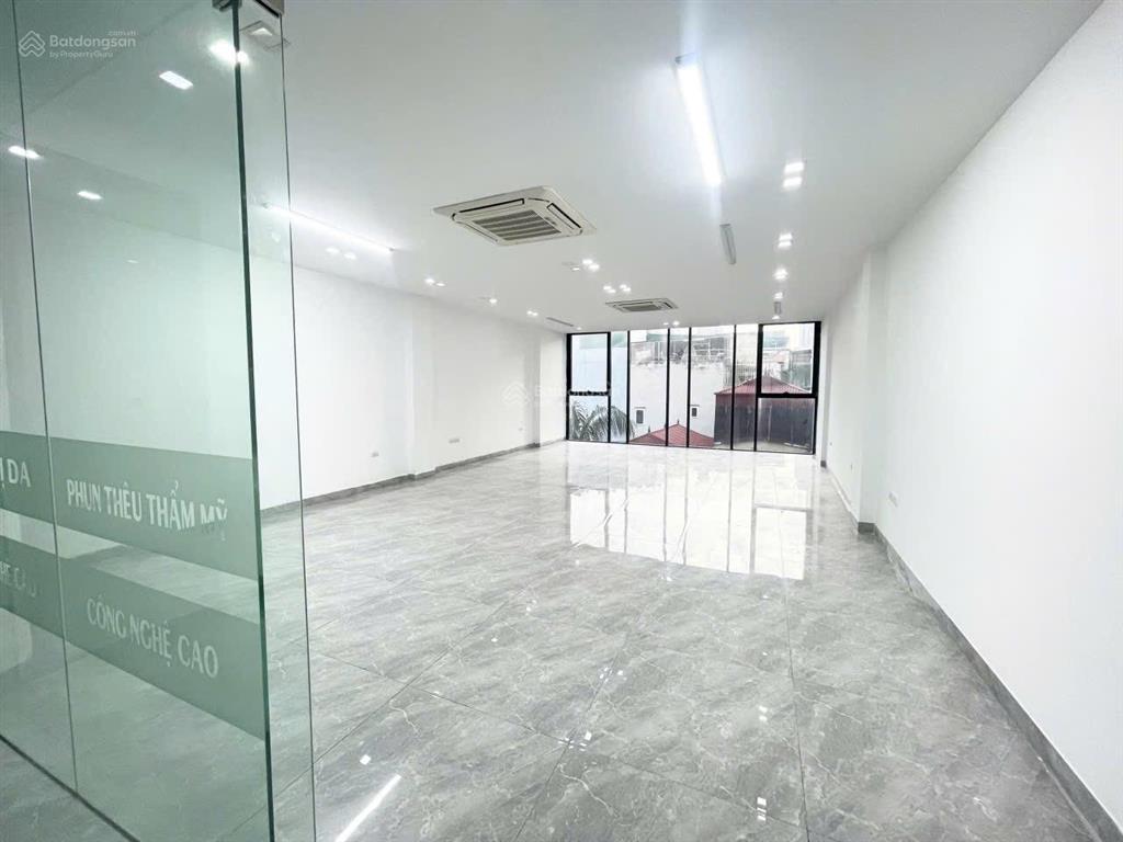 Gấp mp ngụy như kon tum, 100m2 x 8t 1 hầm, pccc, thang máy, ô tô, dt 90tr/th, 2 thoáng, vỉa hè 4