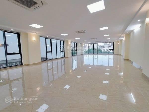 Nhanh! building hoàng quốc việt dt 120m2 x 9t mt 9,6m, lô góc, vỉa hè 4m, ô tô, thang máy, pccc