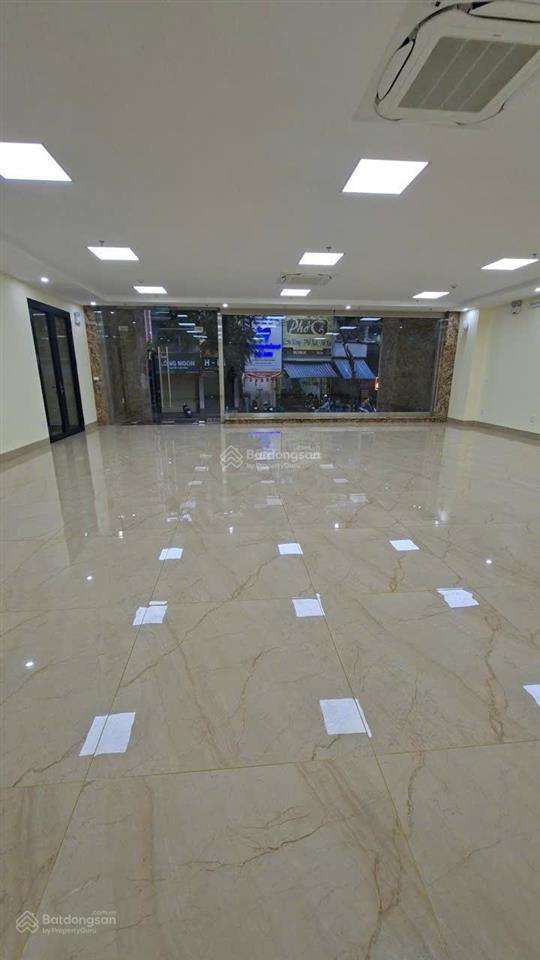 Cho thuê vp dịch vọng, dt 110m thông sàn, chỉ 20tr, thang máy, pccc, hầm để xe, vỉa hè rộng