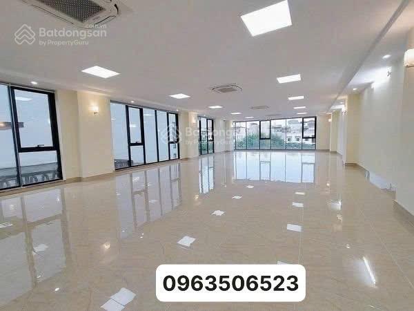 Tòa building nguyễn hoàng, dt 180m x 9t mt 24m, lô góc, thang máy, pccc, doanh thu 160tr