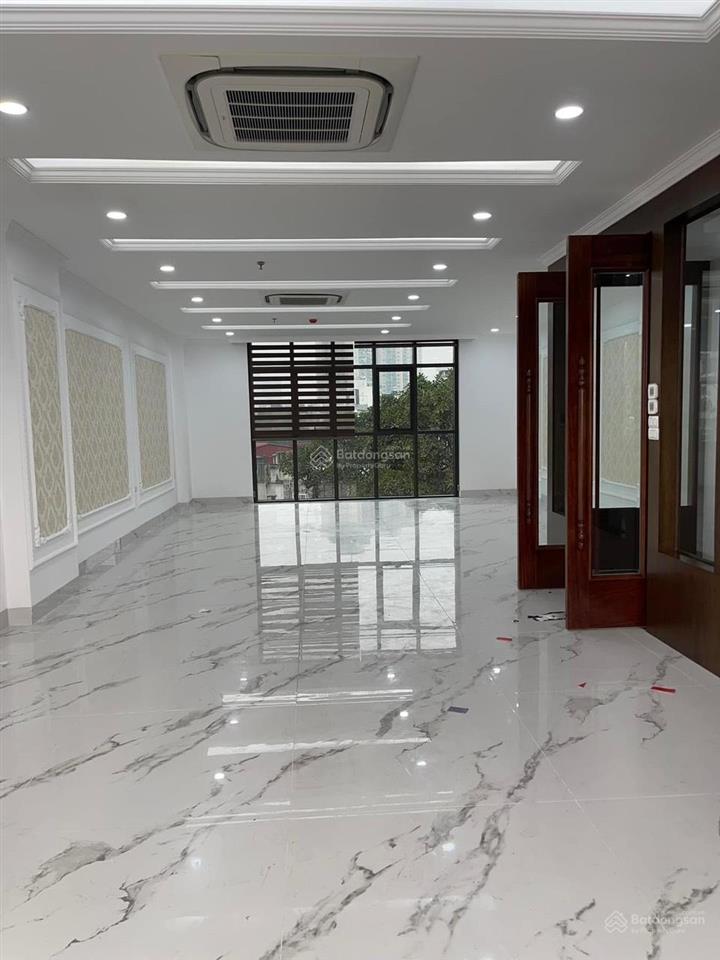 Bán gấp nhà kd khu 26 đỗ quang  cầu giấy dt 68m2 x 9 tầng thang máy, giá 39,x tỷ.  0988 138 ***