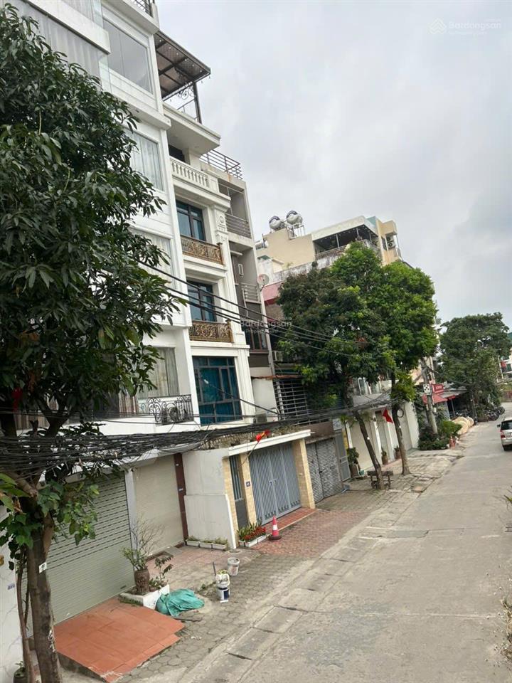 Bán gấp nhà mặt phố an dương vương  tây hồ, cạnh cầu nhật tân, dt 124m2 giá 20,x tỷ,  0988 138 ***