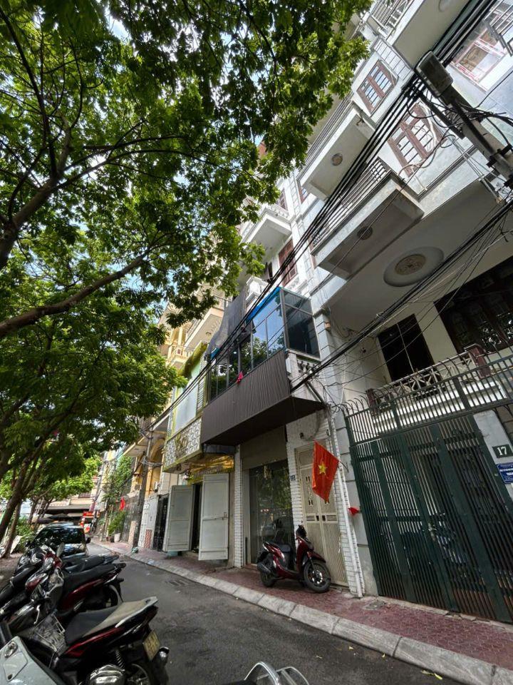 Nhà Đẹp View Vườn Hoa- Hồ Nước phố Hoàng Ngân - Cầu Giấy. 65m2 x 5T Mt 5m , giá nhỉnh 30 tỷ. Lh 0988138345.