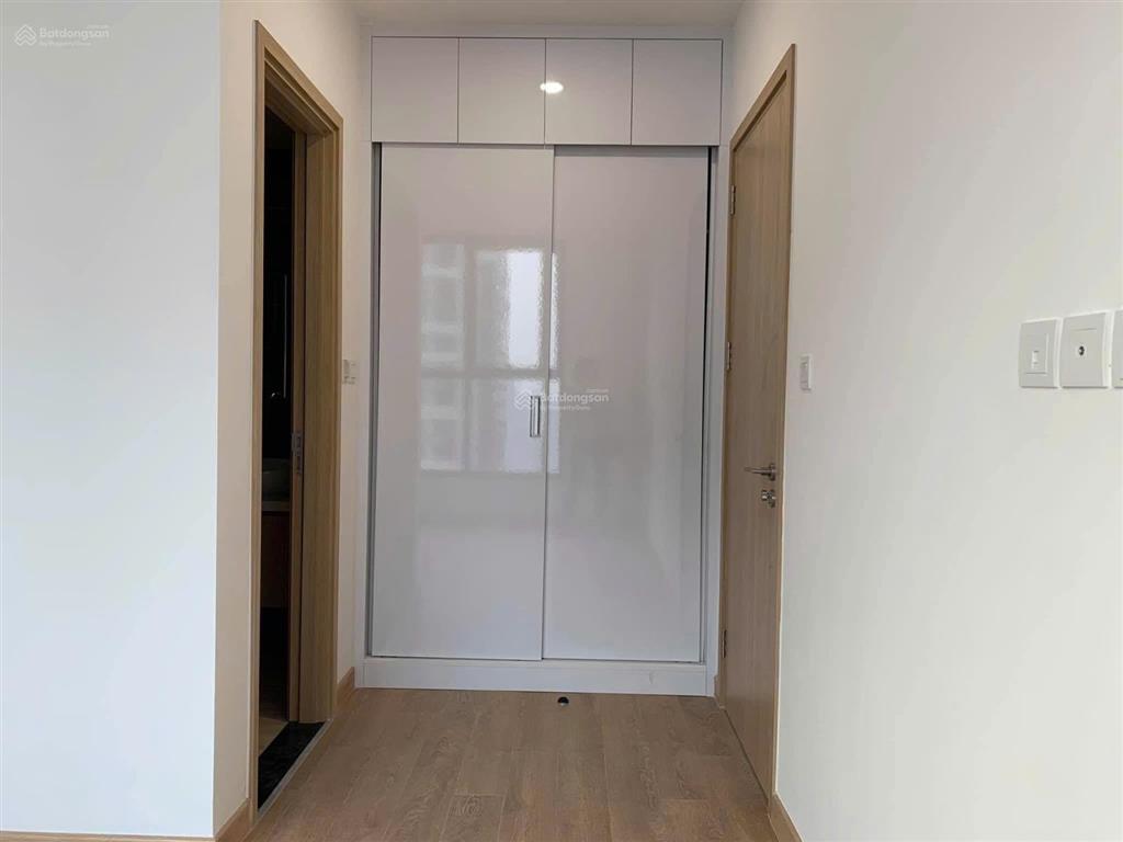 Gia đình cho thuê căn 2pn tại hinode city