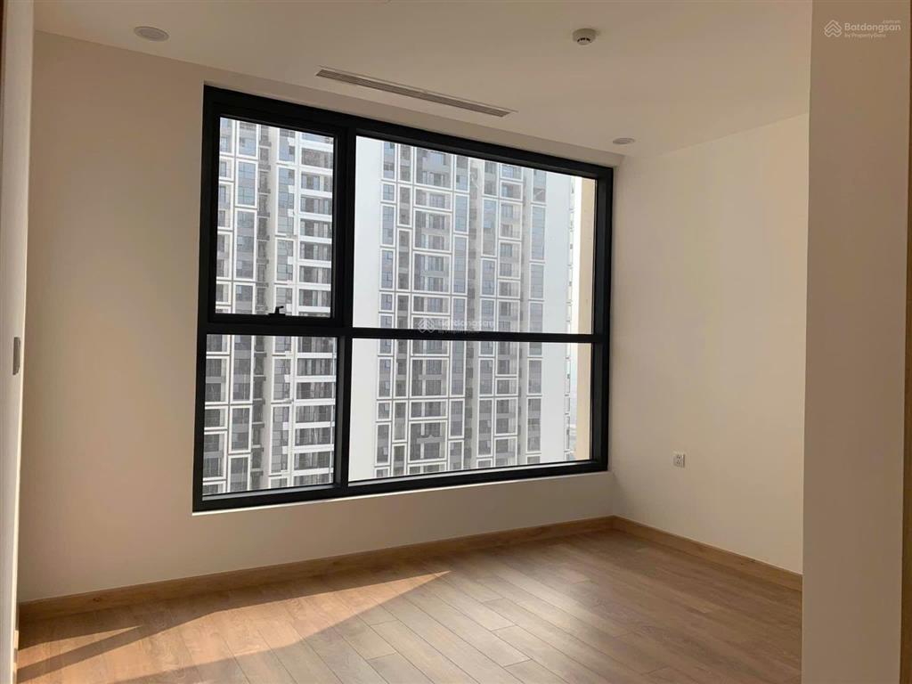 Gia đình cho thuê căn 2pn tại hinode city