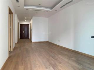 Gia đình cho thuê căn 2pn tại hinode city