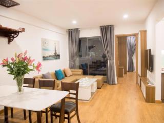 Gia đình cho thuê lâu dài căn 2pn đủ đồ tại amber riverside