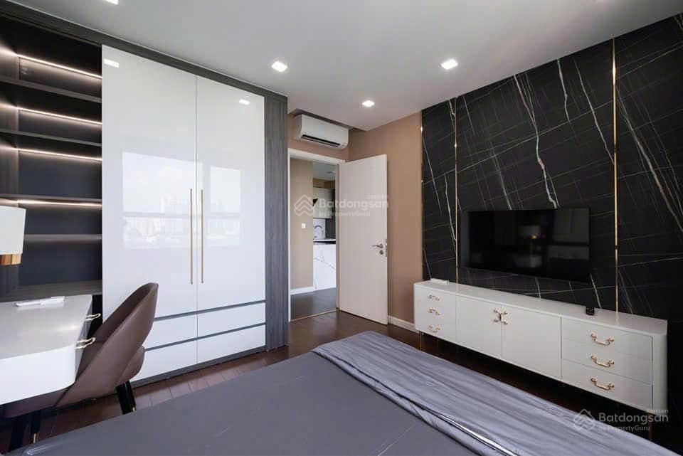 Cho thuê căn hộ vinhomes d'capitale, trần duy hưng, 3 ngủ, 2 ngủ, ban công đông nam, view hồ, 18tr