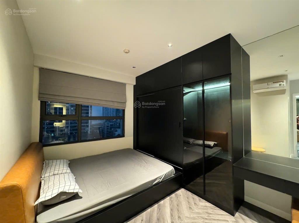 Cho thuê chcc vinhomes d'capitale, 2 phòng ngủ, đầy đủ nội thất, như hình.  0936 325 ***