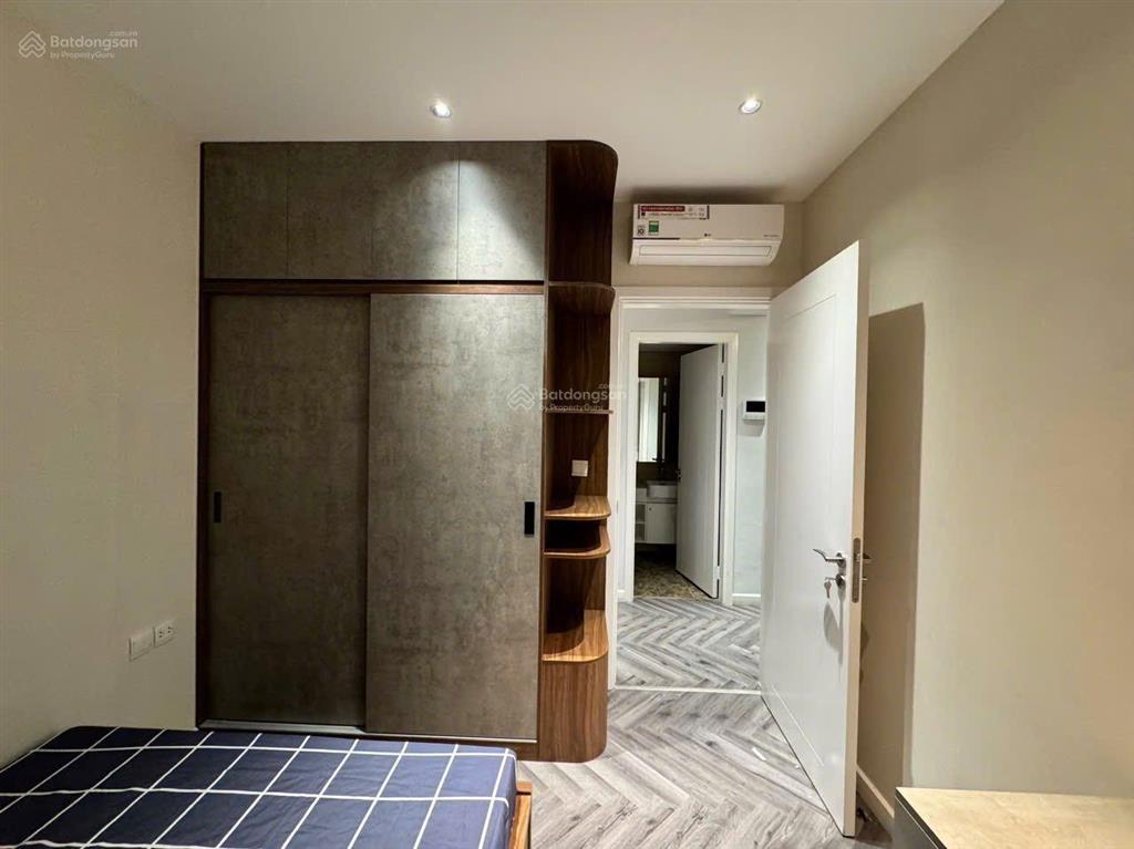 Cho thuê chcc vinhomes d'capitale, 2 phòng ngủ, đầy đủ nội thất, như hình.  0936 325 ***