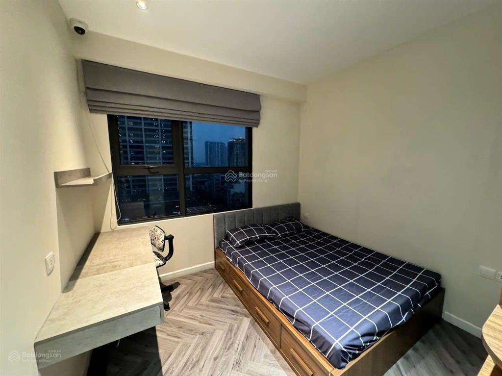 Cho thuê chcc vinhomes d'capitale, 2 phòng ngủ, đầy đủ nội thất, như hình.  0936 325 ***