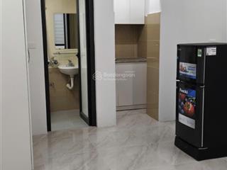Chính chủ cho thuê ccmn khu vực xuân thủy, full đồ, mới 100%, giá rẻ nhất