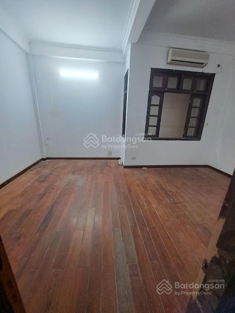 Cho thuê nhà ngõ 61 phố phạm tuấn tài  diện tích 80m2 x 4 tầng, mặt tiền 6m đường rộng để ô tô