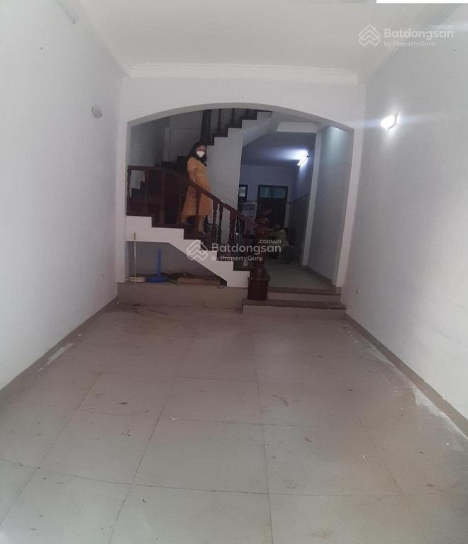 Cho thuê nhà 5 tầng ngõ 2 phố hoàng sâm  cầu giấy. giá 18 triệu/th, đường rộng để xe, ô tô tránh
