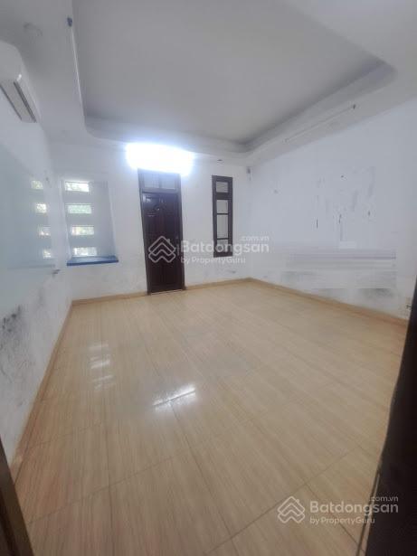 Cho thuê nhà lk 95m2 x 4 tầng ngõ 118 nguyễn khánh toàn  cạnh trường thpt cầu giấy