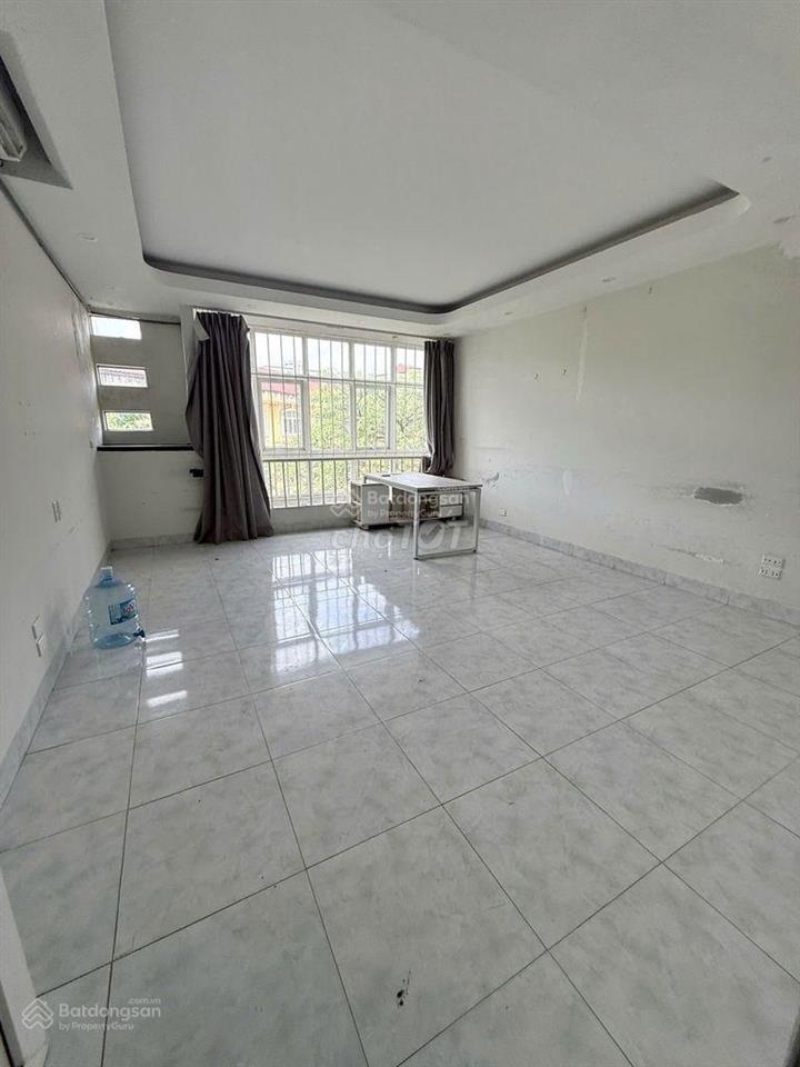 Cho thuê nhà lk 95m2 x 4 tầng ngõ 118 nguyễn khánh toàn  cạnh trường thpt cầu giấy