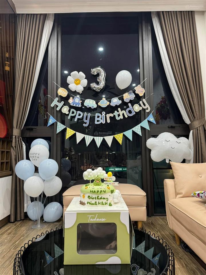 Cho thuê căn nhà 5 tầng tại ngõ 5 phố hoàng sâm  nhà mới đẹp, sạch sẽ, đầy đủ nội thất, ngõ ô tô