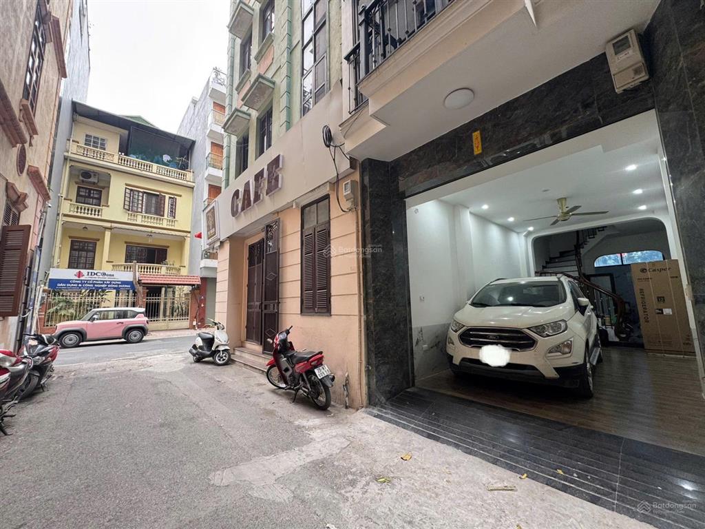 Cho thuê căn nhà 5 tầng tại ngõ 5 phố hoàng sâm  nhà mới đẹp, sạch sẽ, đầy đủ nội thất, ngõ ô tô