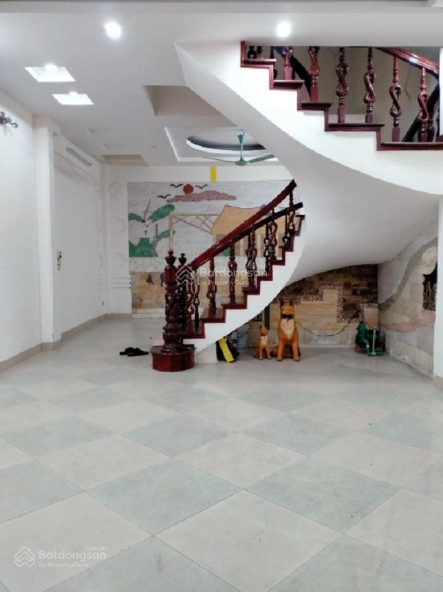 Cho thuê nhà ngõ 24 phố phan văn trường  dt 50mx 5 tầng đẹp, ngõ ô tô, làm vp, lớp học, kd online